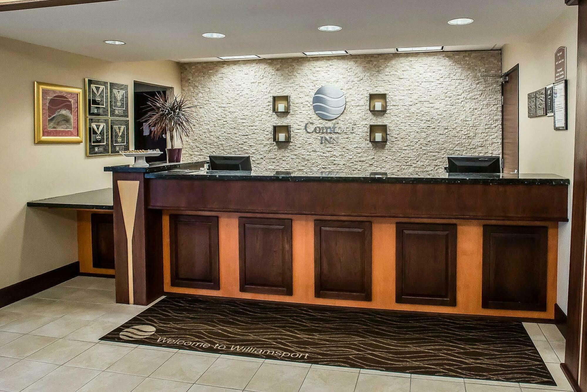 Comfort Inn Williamsport Bagian luar foto